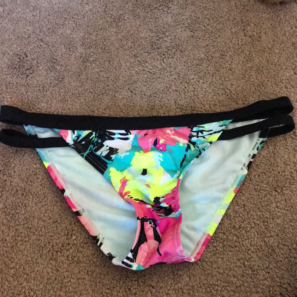 Bikini bottoms